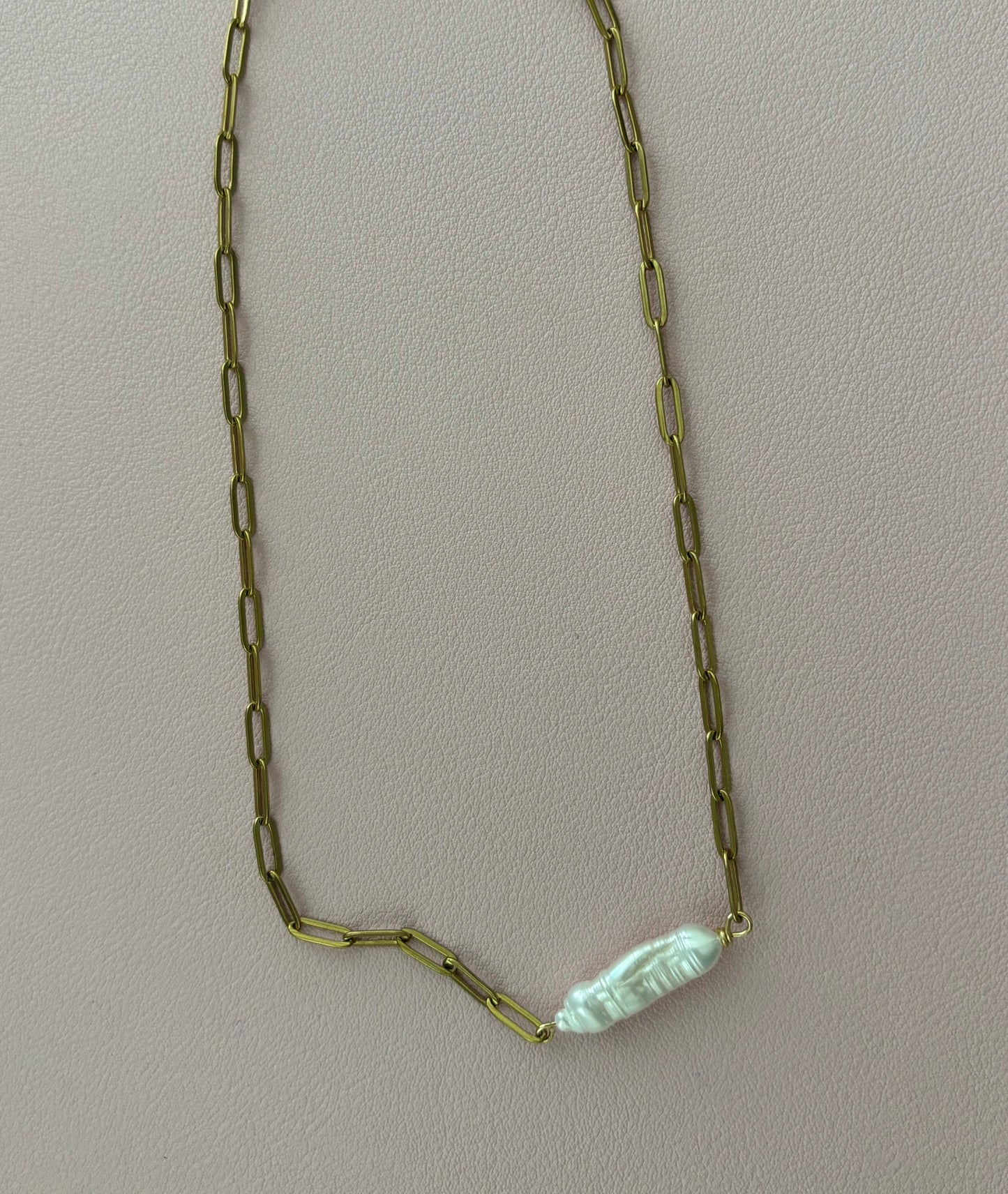 Willow Choker